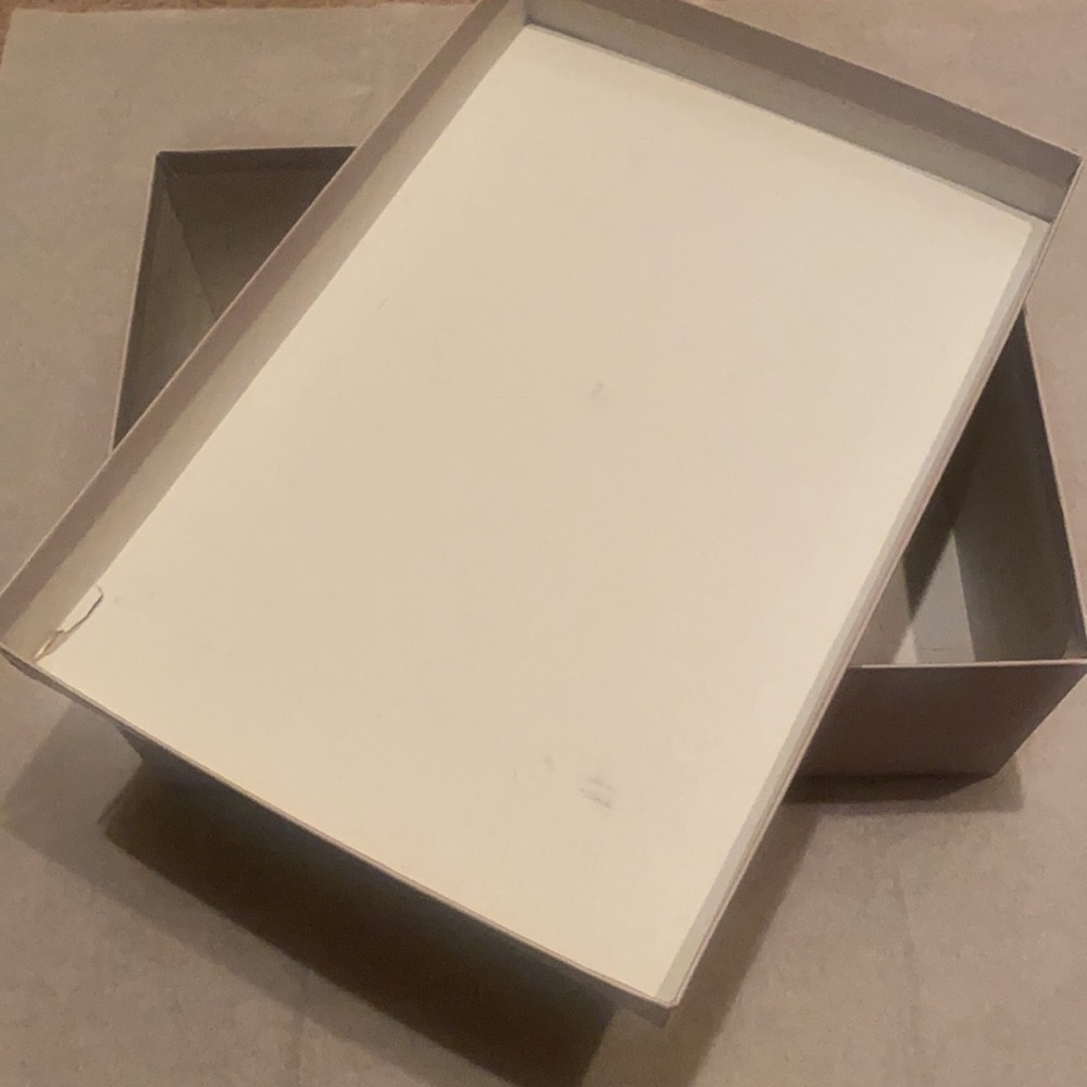 Jimmy Choo Box - Picture 3 of 4